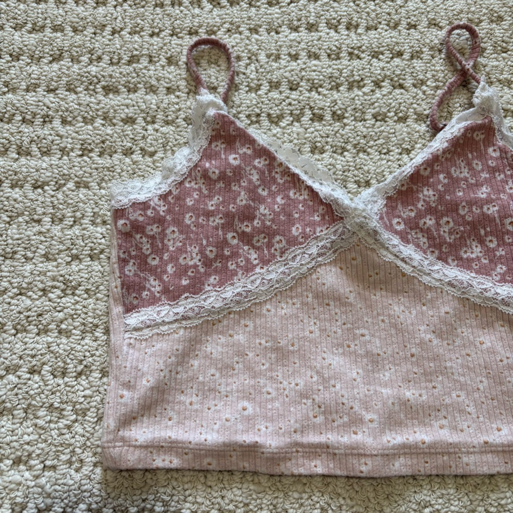 ୨୧ ･ﾟ✧ Aeropostale Cami Top - Picture 4 of 9